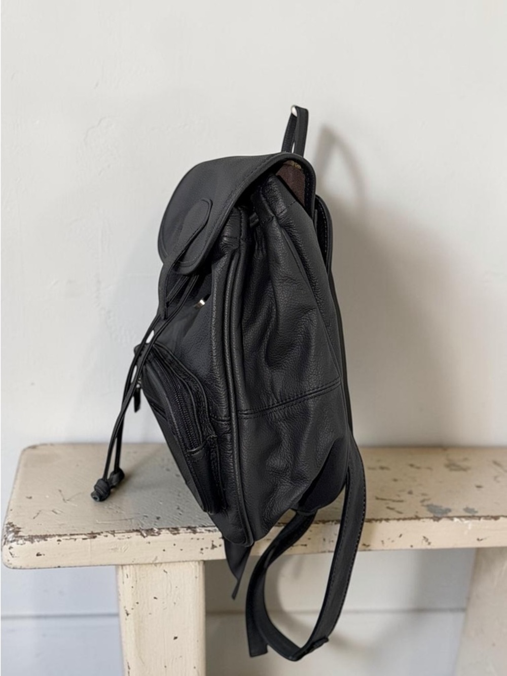 Amerileather Matte Black Pebbled Leather Drawstring Backpack - Picture 3 of 7